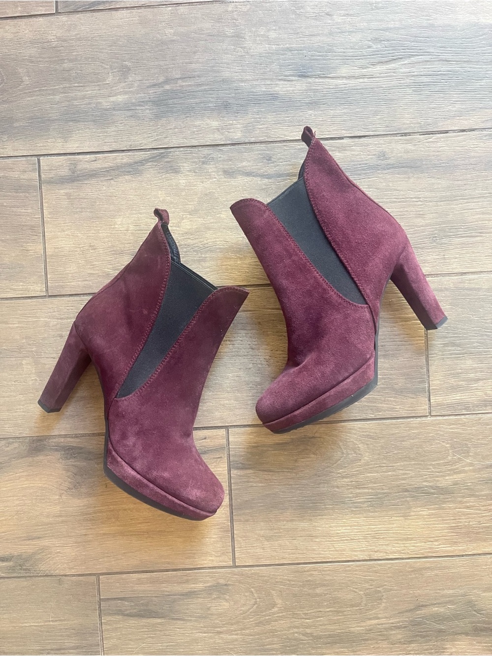 Isle Jacobsen burgundy suede heel boots 37 7